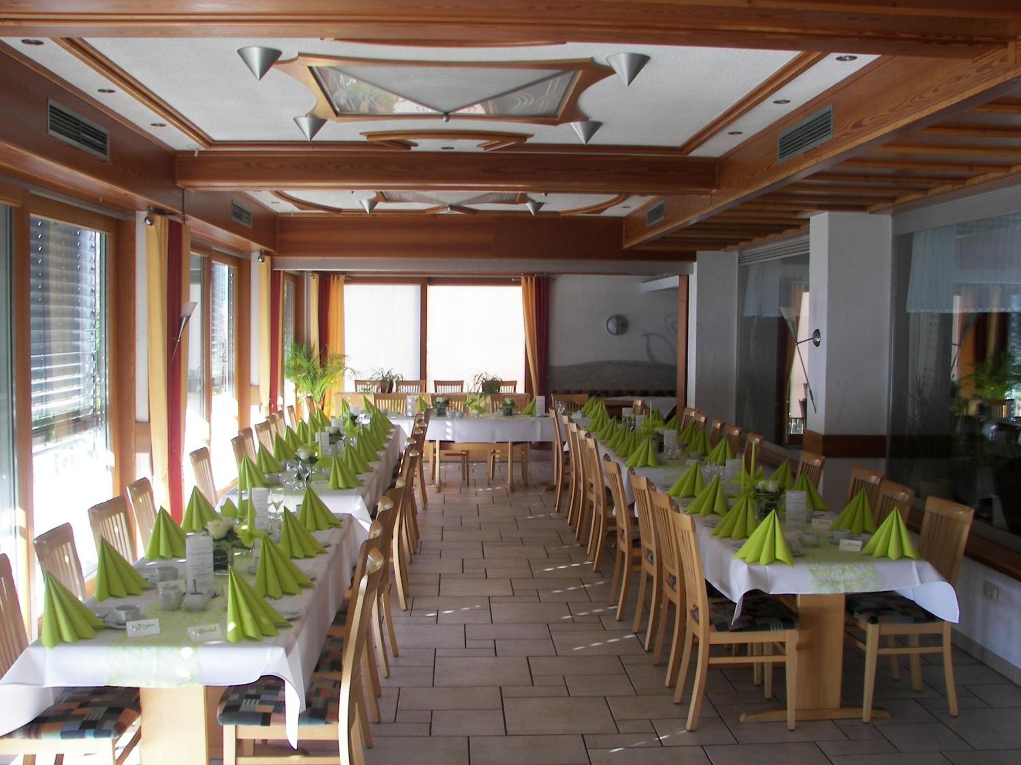 Gasthof Zum Schwanen Kleinostheim Exterior foto